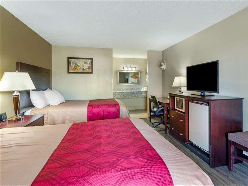 Econo Lodge Лінчбурґ Екстер'єр фото