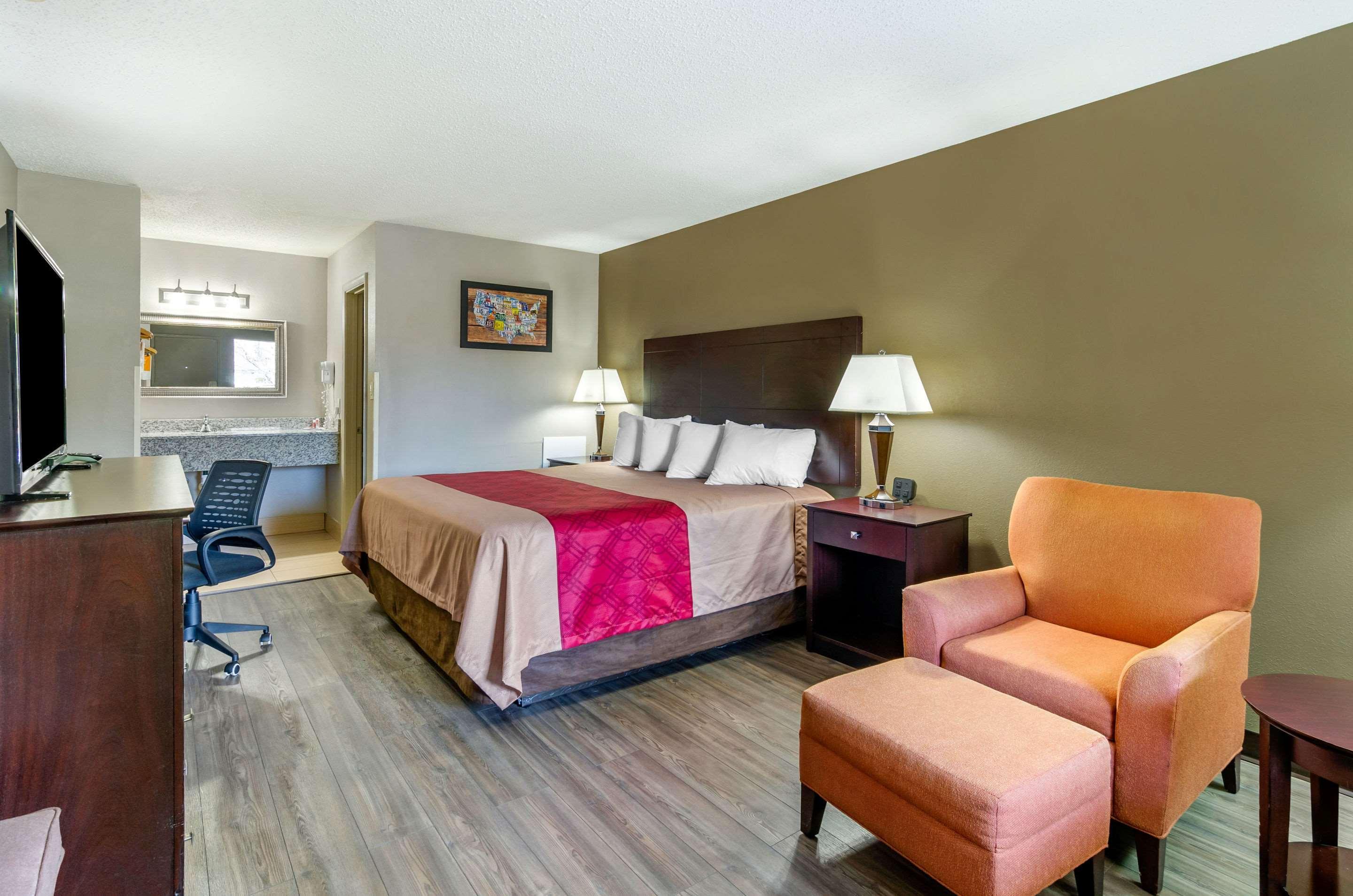 Econo Lodge Лінчбурґ Екстер'єр фото