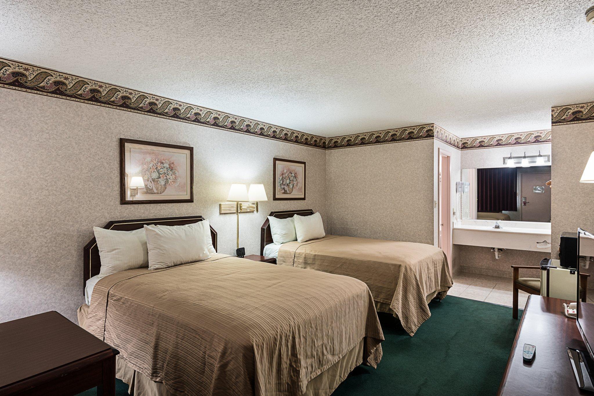 Econo Lodge Лінчбурґ Екстер'єр фото