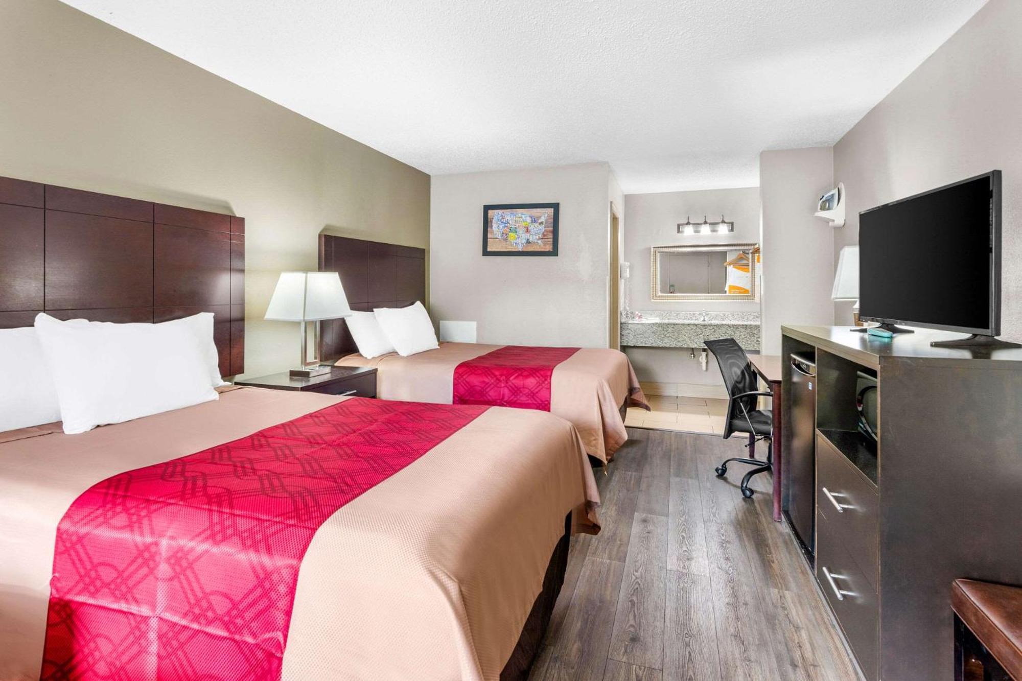 Econo Lodge Лінчбурґ Екстер'єр фото