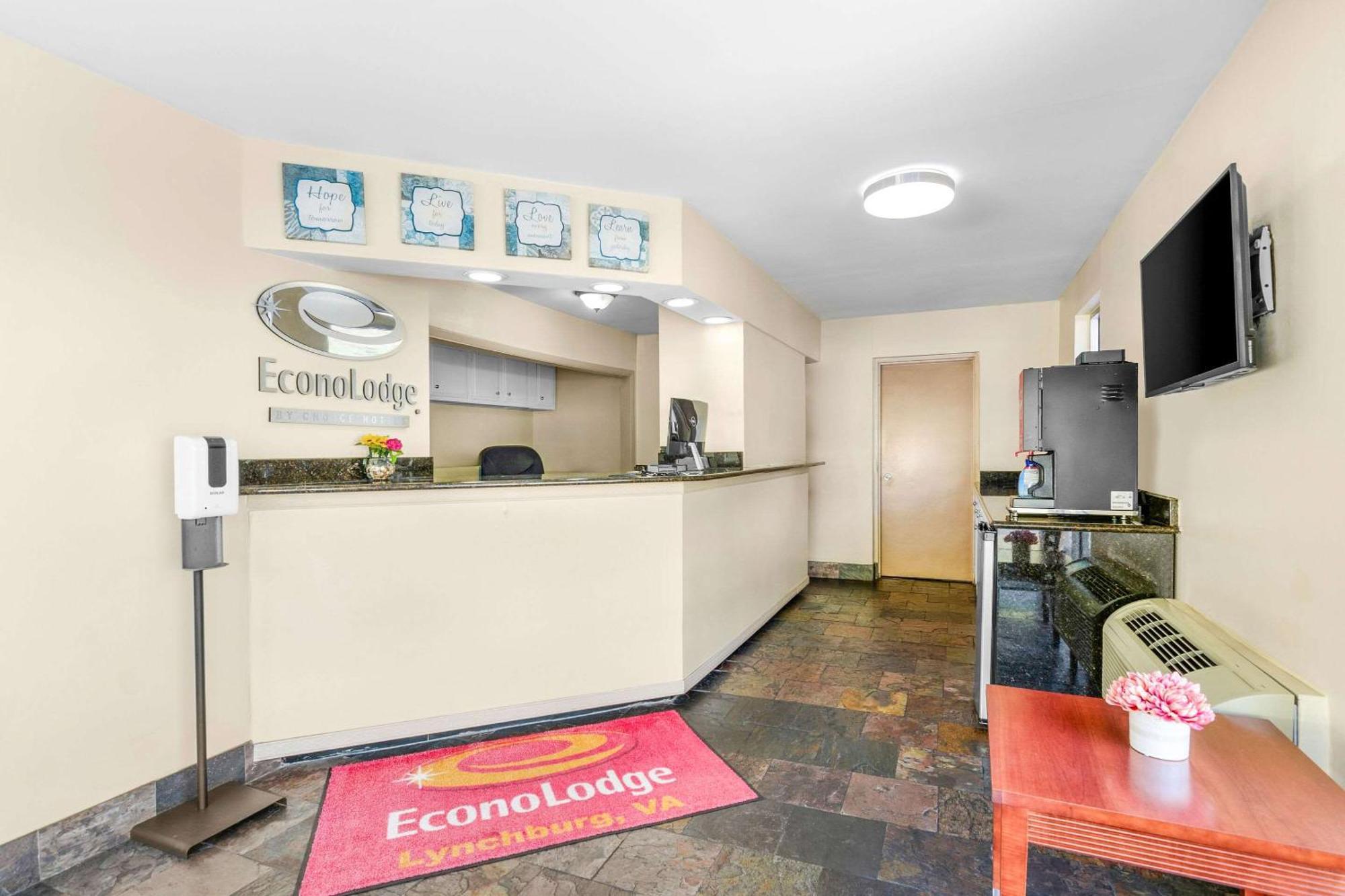 Econo Lodge Лінчбурґ Екстер'єр фото